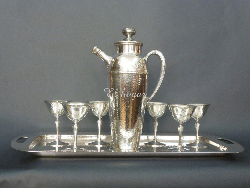 Antiguo juego de coctelera, 6 copas y bandeja de metal plateado - Imagen 1