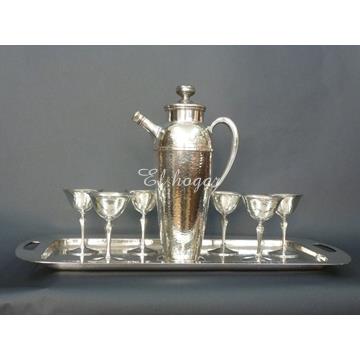 Antiguo juego de coctelera, 6 copas y bandeja de metal plateado - Imagen 1