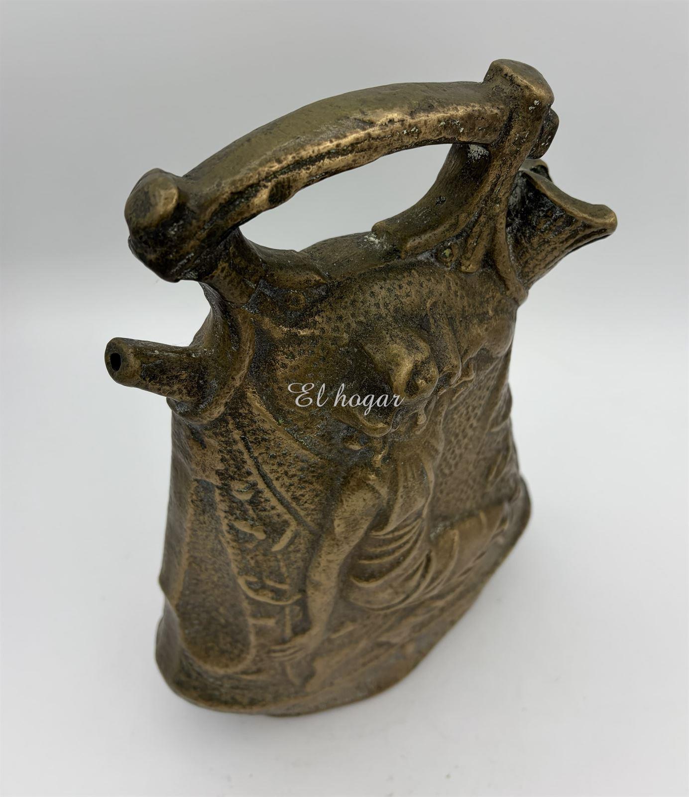 Botijo de bronce de estilo Modernista - Imagen 5