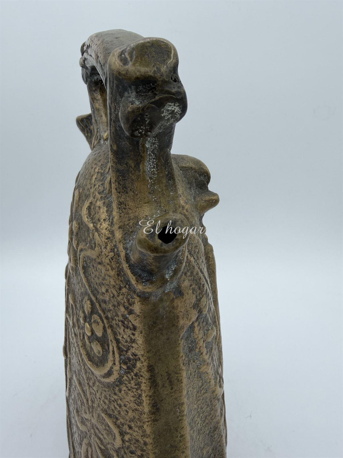 Botijo de bronce de estilo Modernista - Imagen 8
