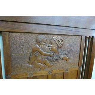 Cama de madera de castaño tallado - Imagen 1