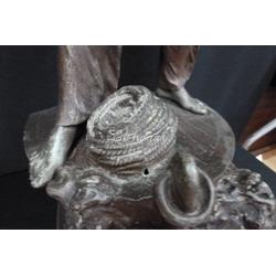 Escultura de calamina titulada " SECOURS " del escultor alemán ARTHUR WAAGEN ( 1833-1898) - Imagen 2