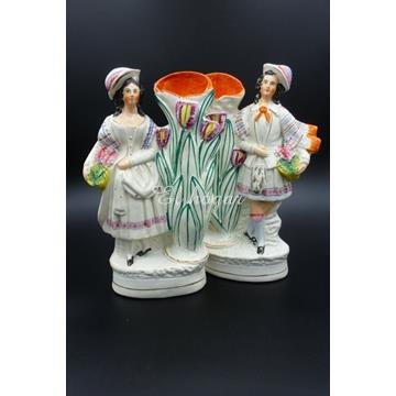 Pareja de figuras de cerámica de Stafford - Imagen 1