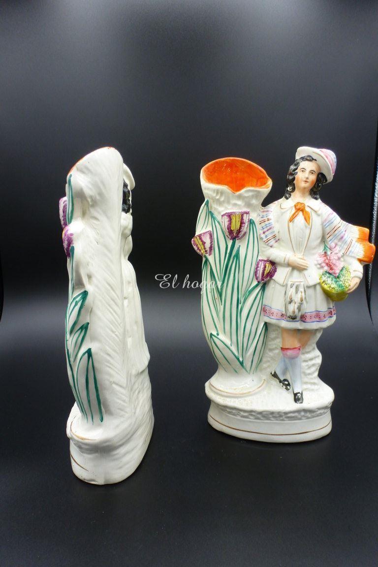 Pareja de figuras de cerámica de Stafford - Imagen 4