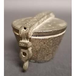 Ponderal de bronce de vasos anidados - Imagen 1