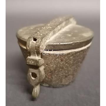 Ponderal de bronce de vasos anidados - Imagen 1