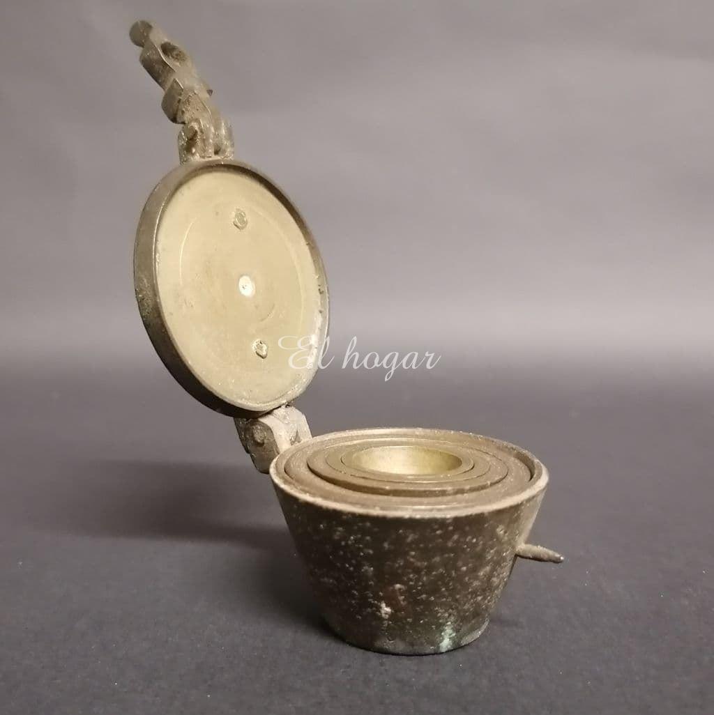 Ponderal de bronce de vasos anidados - Imagen 5