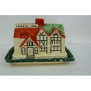 Quesera con forma de posada, Lancaster and Son Ltd - Imagen 1